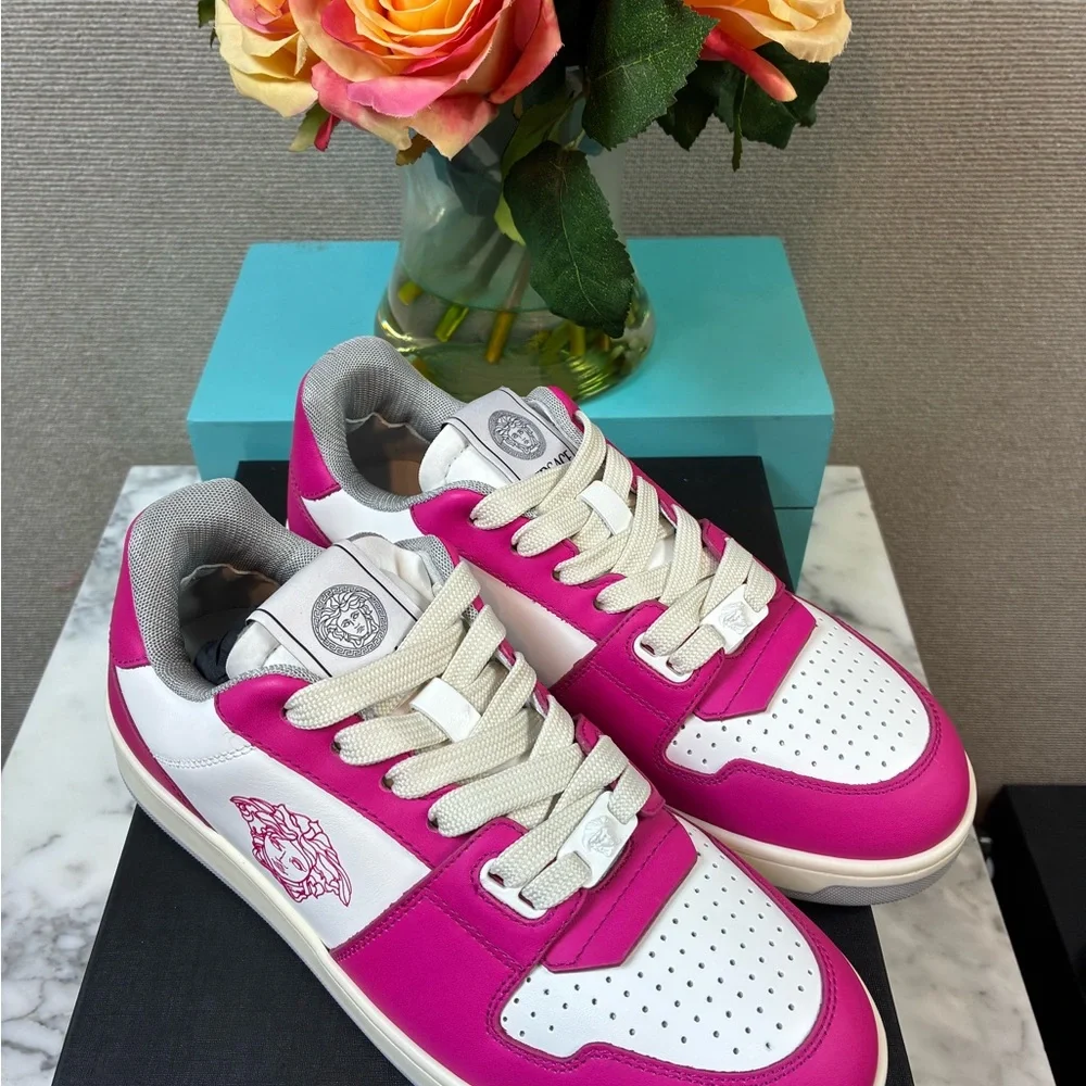NWT Versace Women’s White & Pink Vitello Leather Sneakers - EU Size 39 = US 9 - Picture 2 of 14